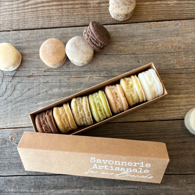 Coffret cadeau 7 macarons-savons