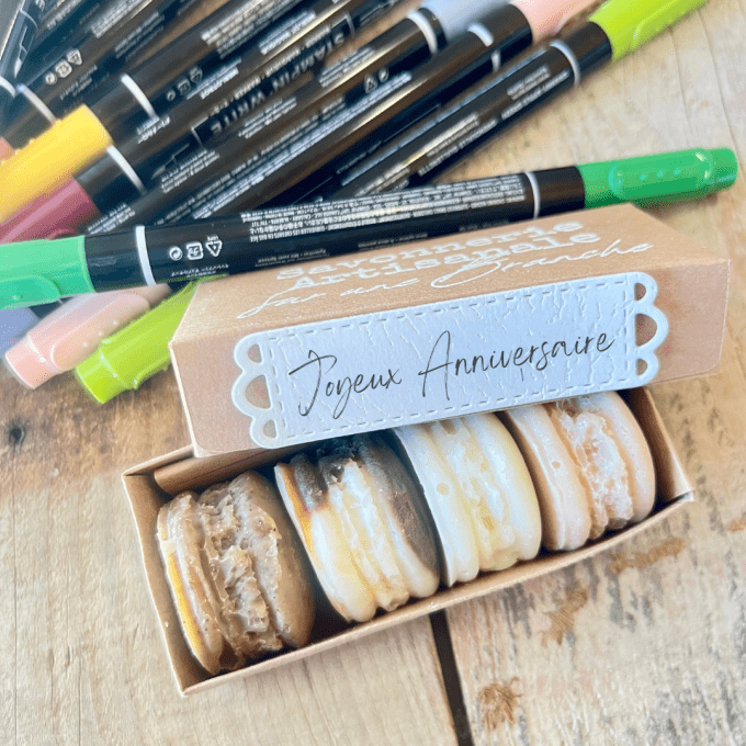 Coffret cadeaux 4 macarons-savons